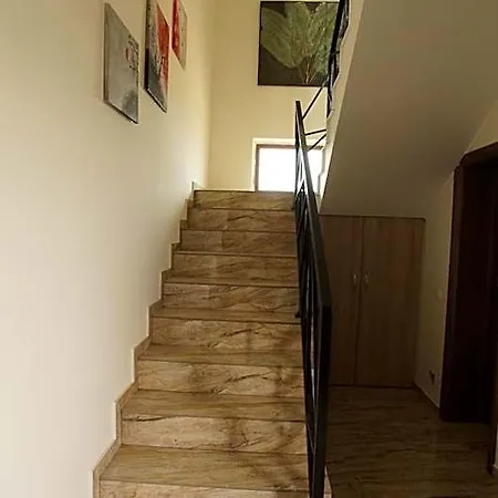 Fara Nume Hotel